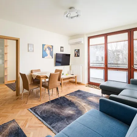 Park Szczesliwicki Cosy Apartment Warsaw